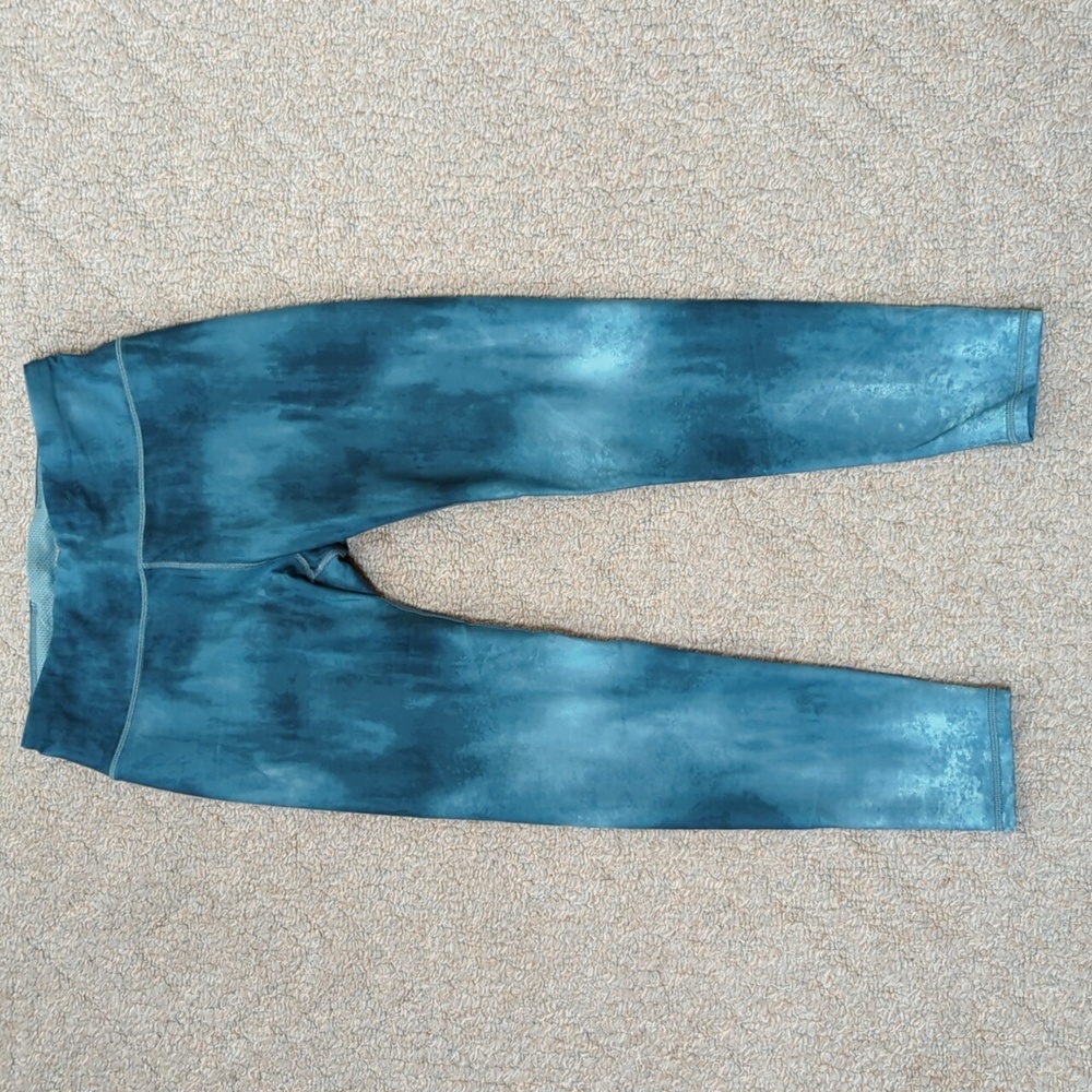 NWOT Calia Hi-rise 7/8 Legging